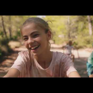 Ljeto kada sam naučila letjeti / Trailer