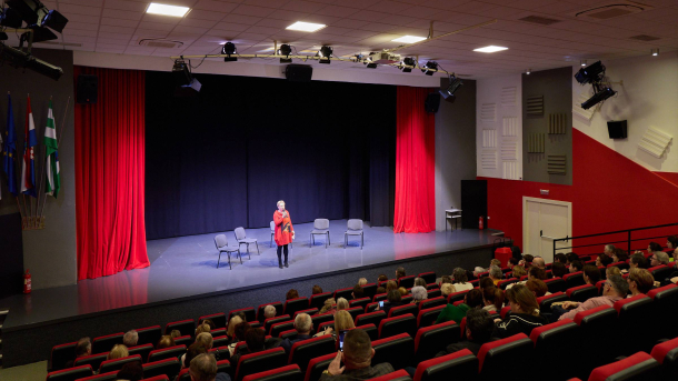 004 Gradsko Kazalište Mladih Vitez Bogoboj 6 2 2026