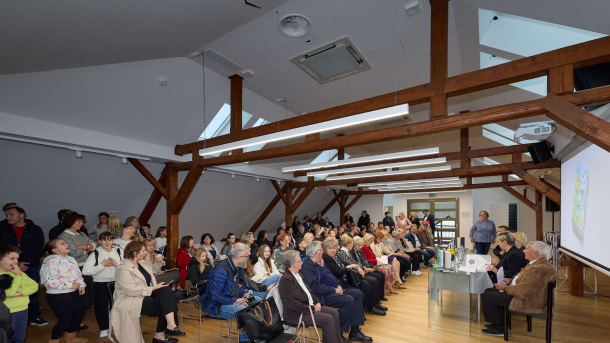 010 45 Mali Kaj 25 10 2025