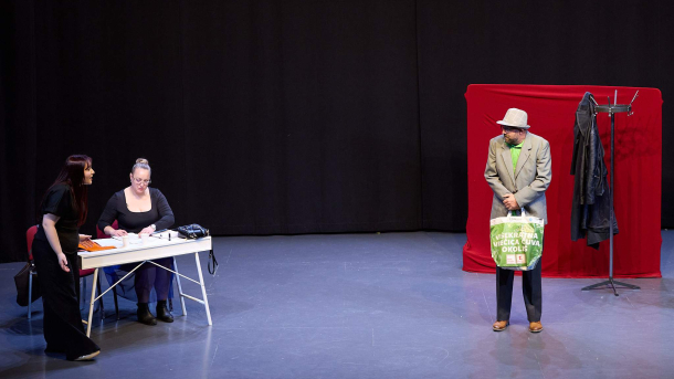 038 Josip Badalić Križ Audicija Ili Tri Sestre