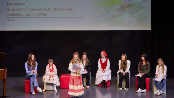 219 45 Mali Kaj 25 10 2025