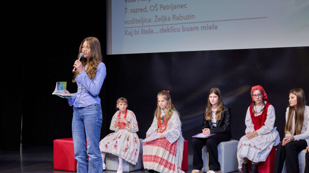 227 45 Mali Kaj 25 10 2025