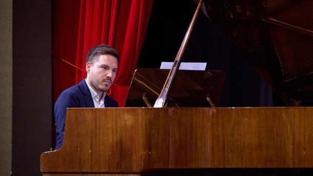 268 45 Mali Kaj 25 10 2025