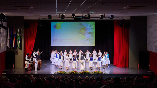 274 45 Mali Kaj 25 10 2025