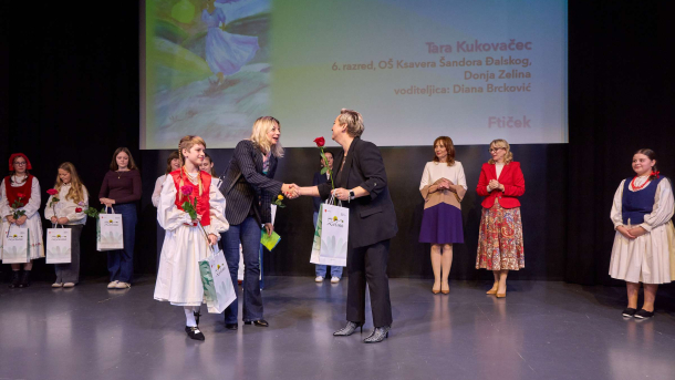 317 45 Mali Kaj 25 10 2025