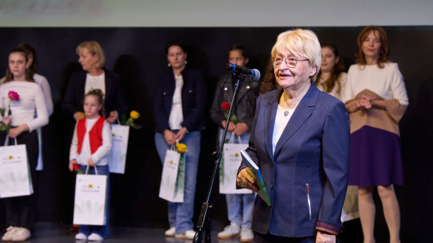 326 45 Mali Kaj 25 10 2025